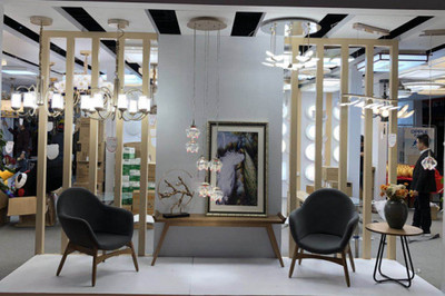 欧普照明亮相华夏家博会，工厂价引爆一站式购物狂欢